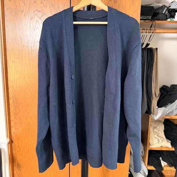 Men’s Lululemon Merino Wool Cardigan Navy Blue Size XL - Picture 1 of 3